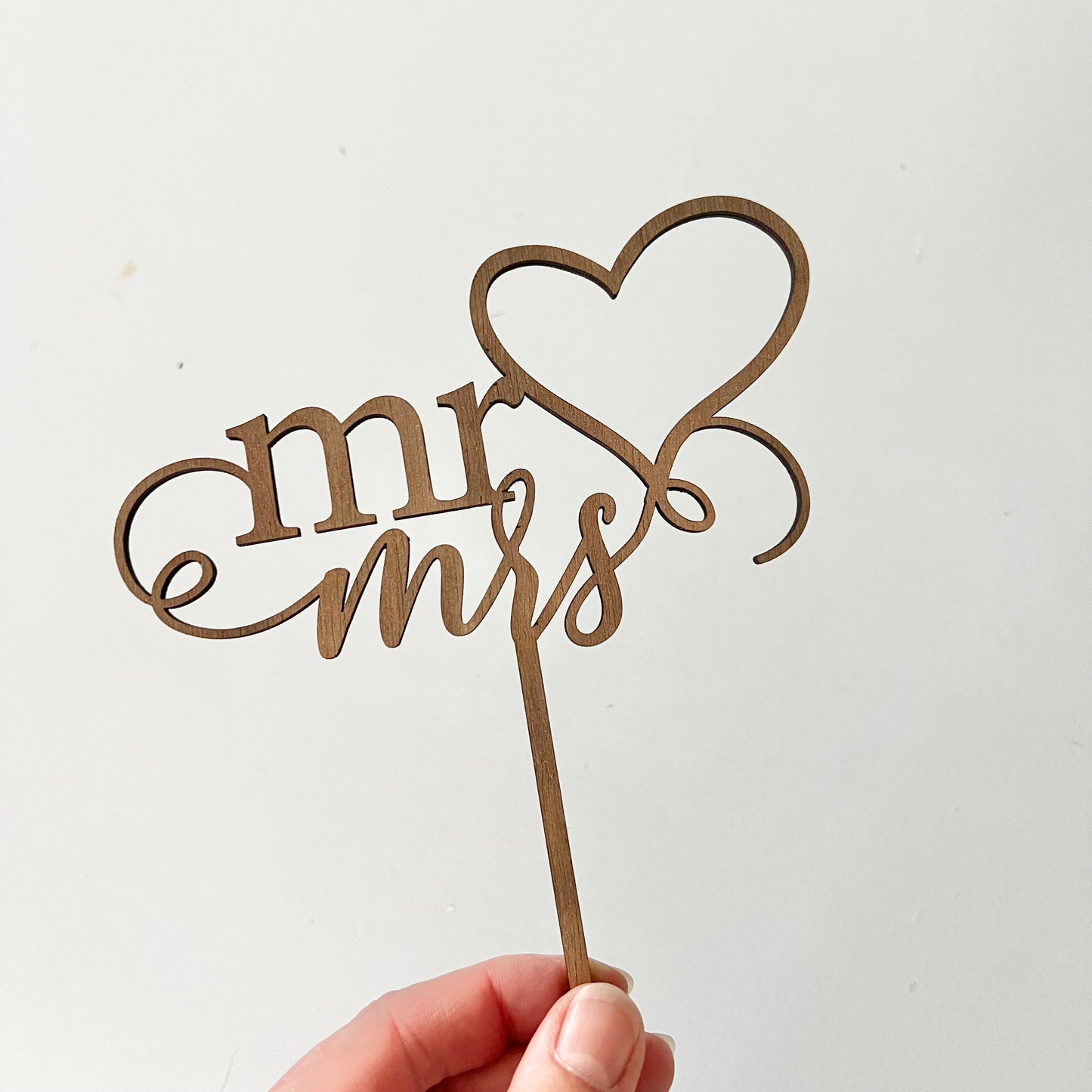 Mr & Mrs cake topper - Hello Sunday Ltd