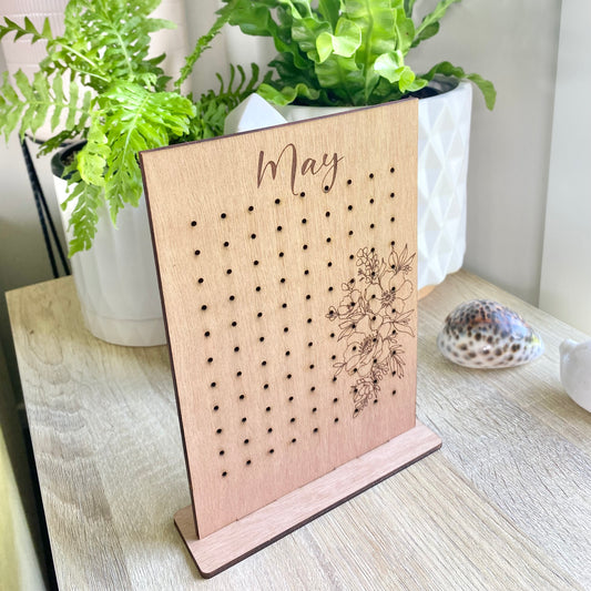 The Jane earring holder