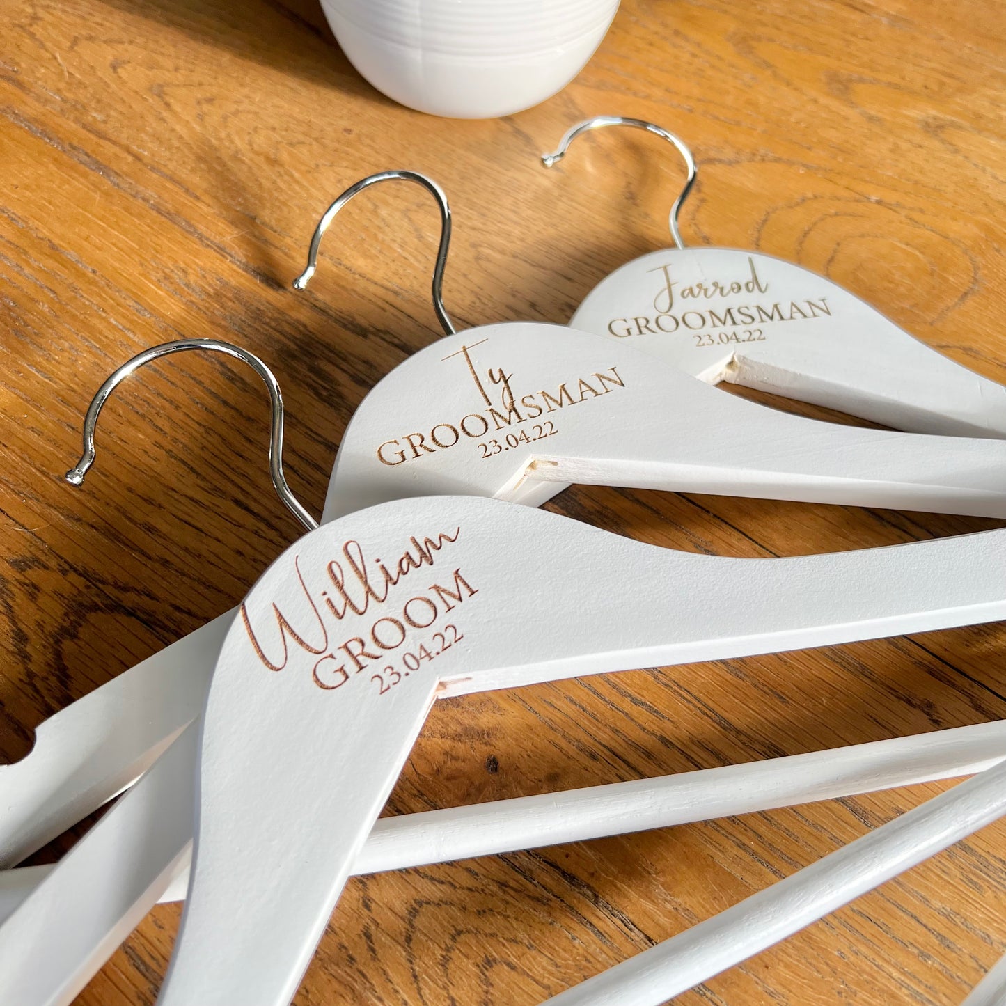 The Michelle hanger - Hello Sunday Ltd