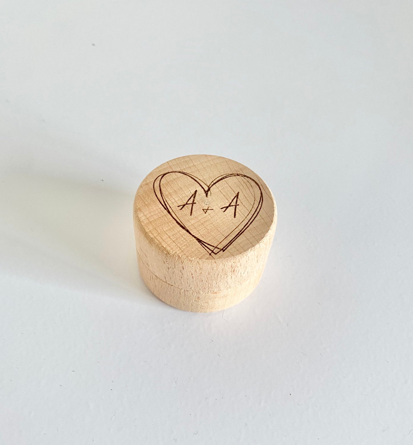 Initial heart ring box