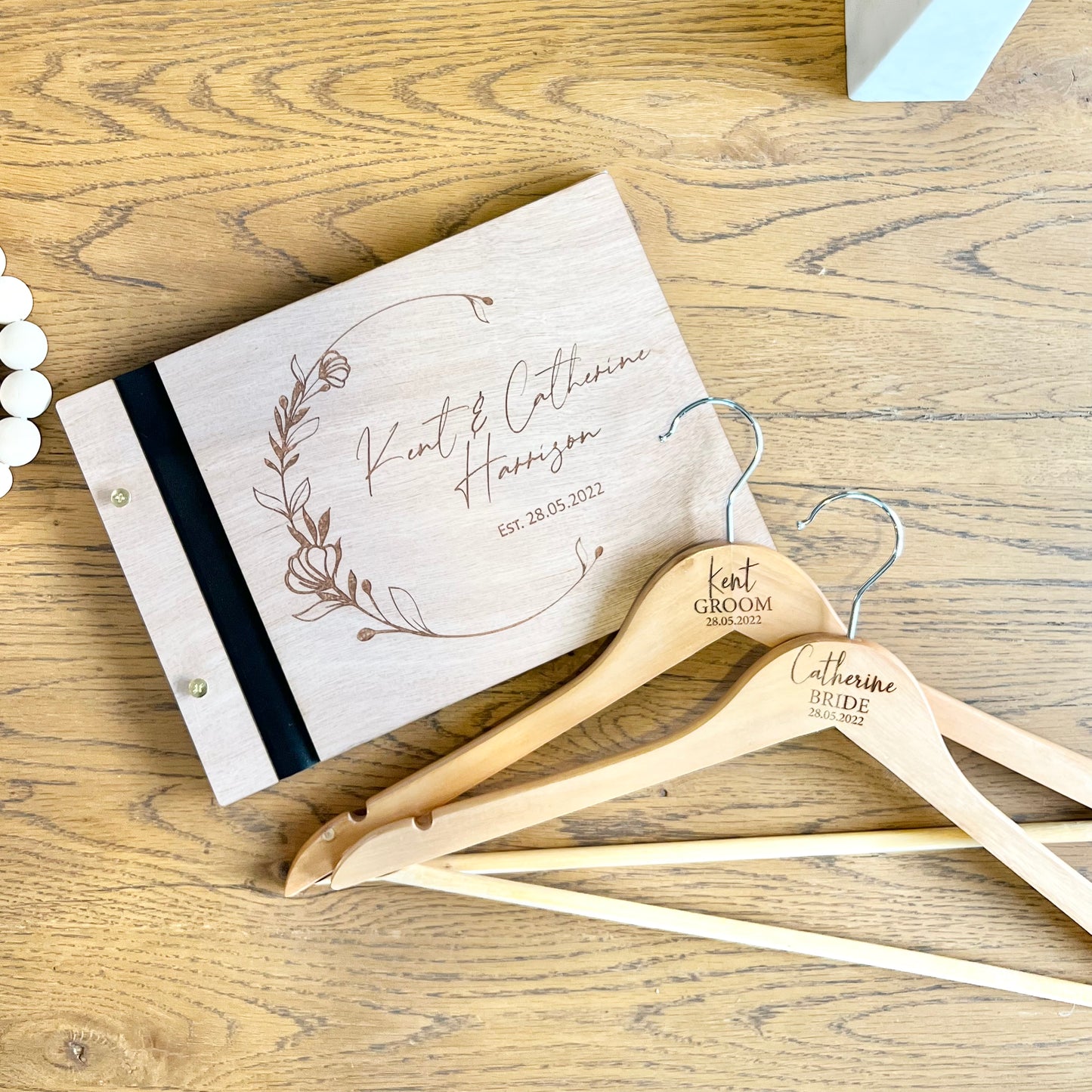 The Michelle hanger - Hello Sunday Ltd