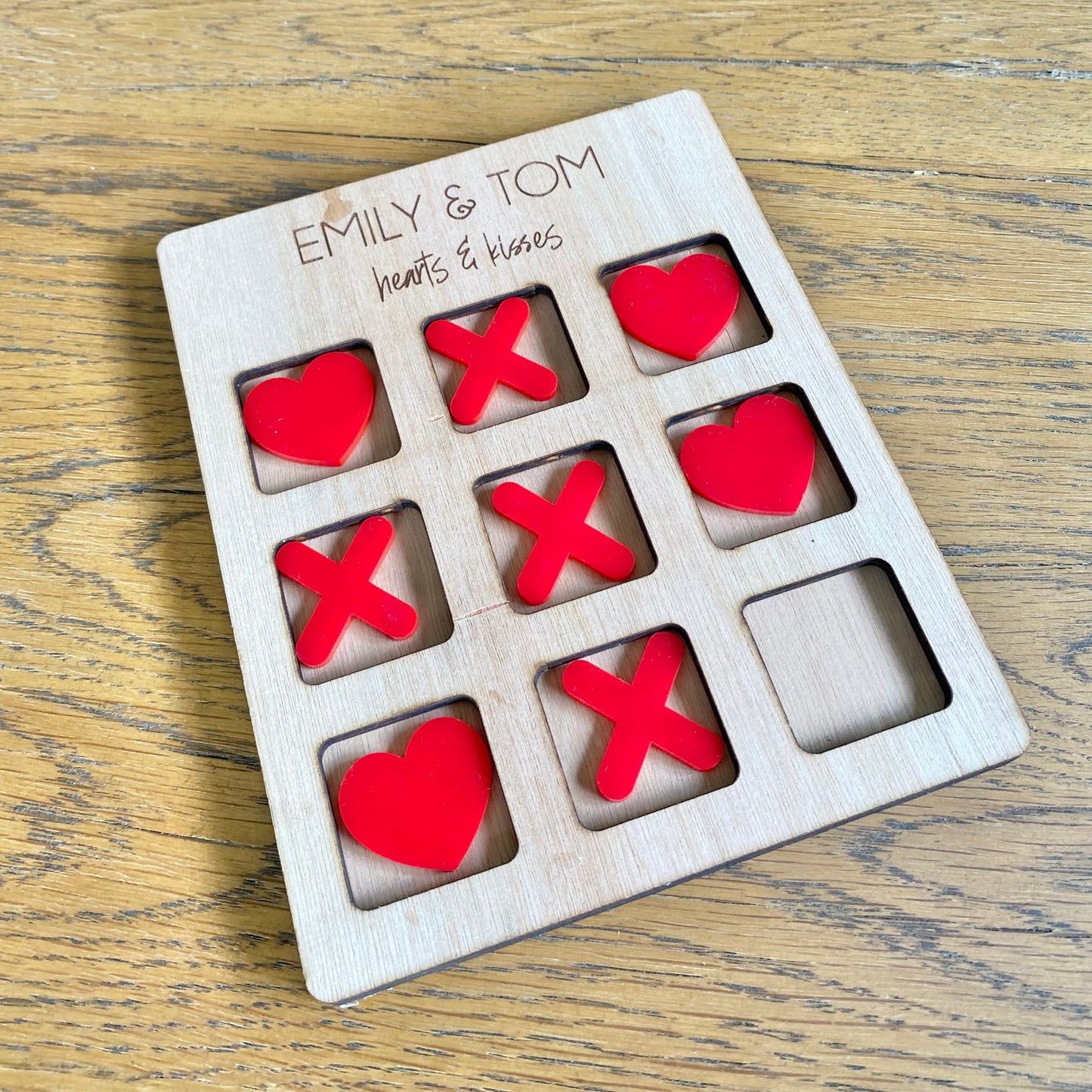 Personalised hearts & kisses board