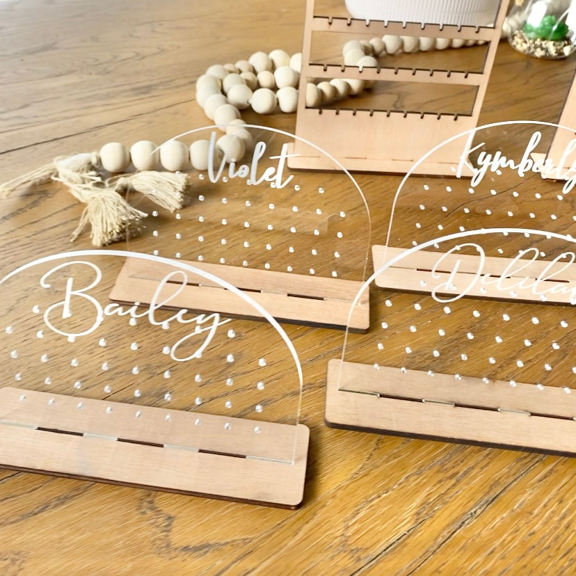 The Toni mini earring holder