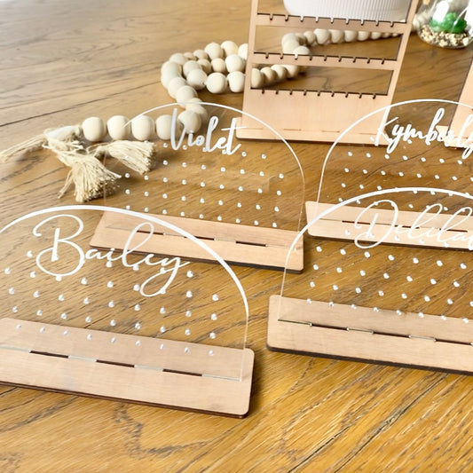 The Toni mini earring holder