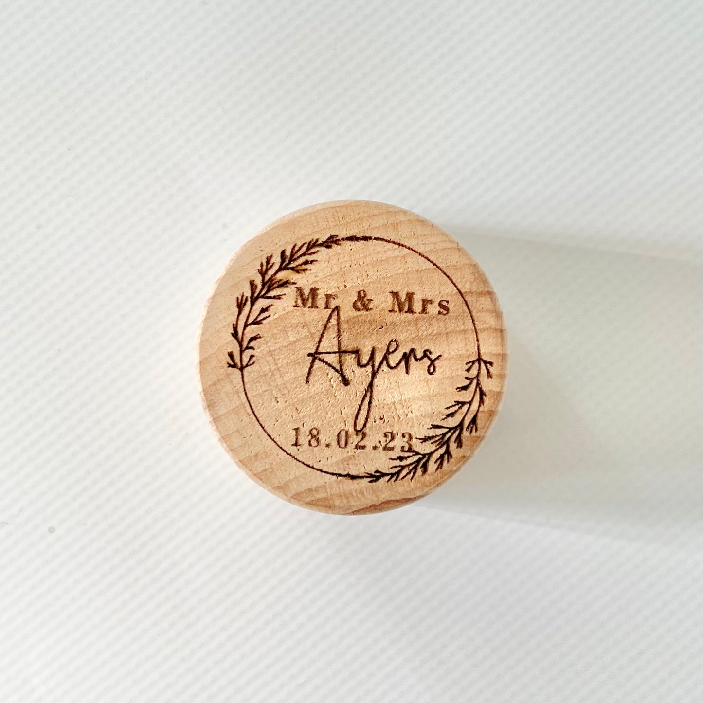 Couple ring box - Surname wreath