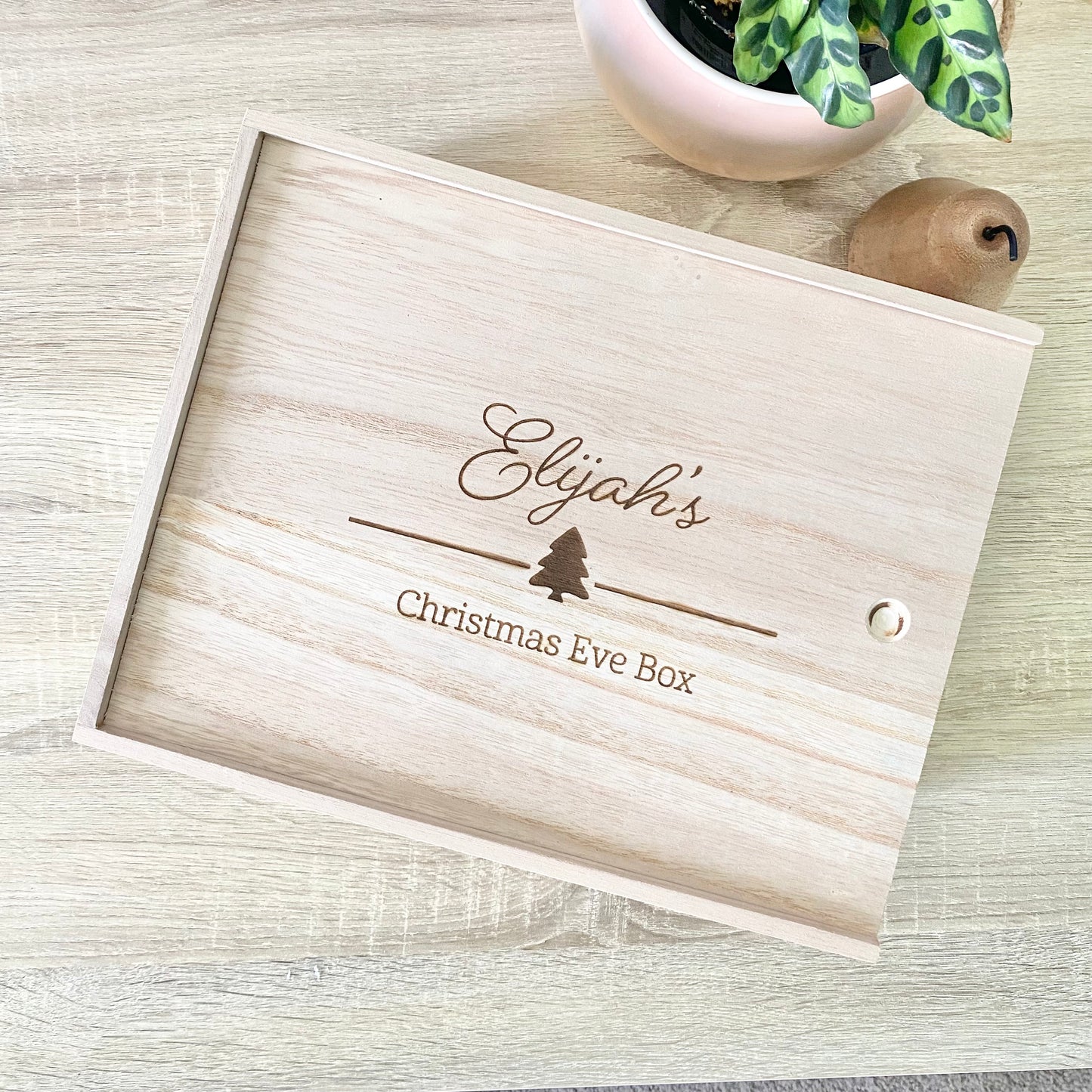 Dainty Christmas Eve Box