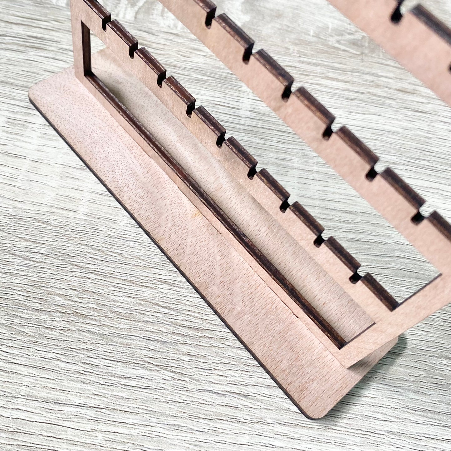 The Linda earring holder