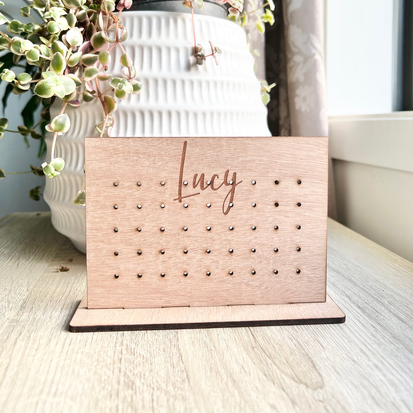 The Rachel mini earring holder