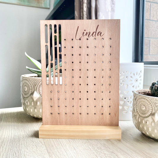 The Linda earring holder