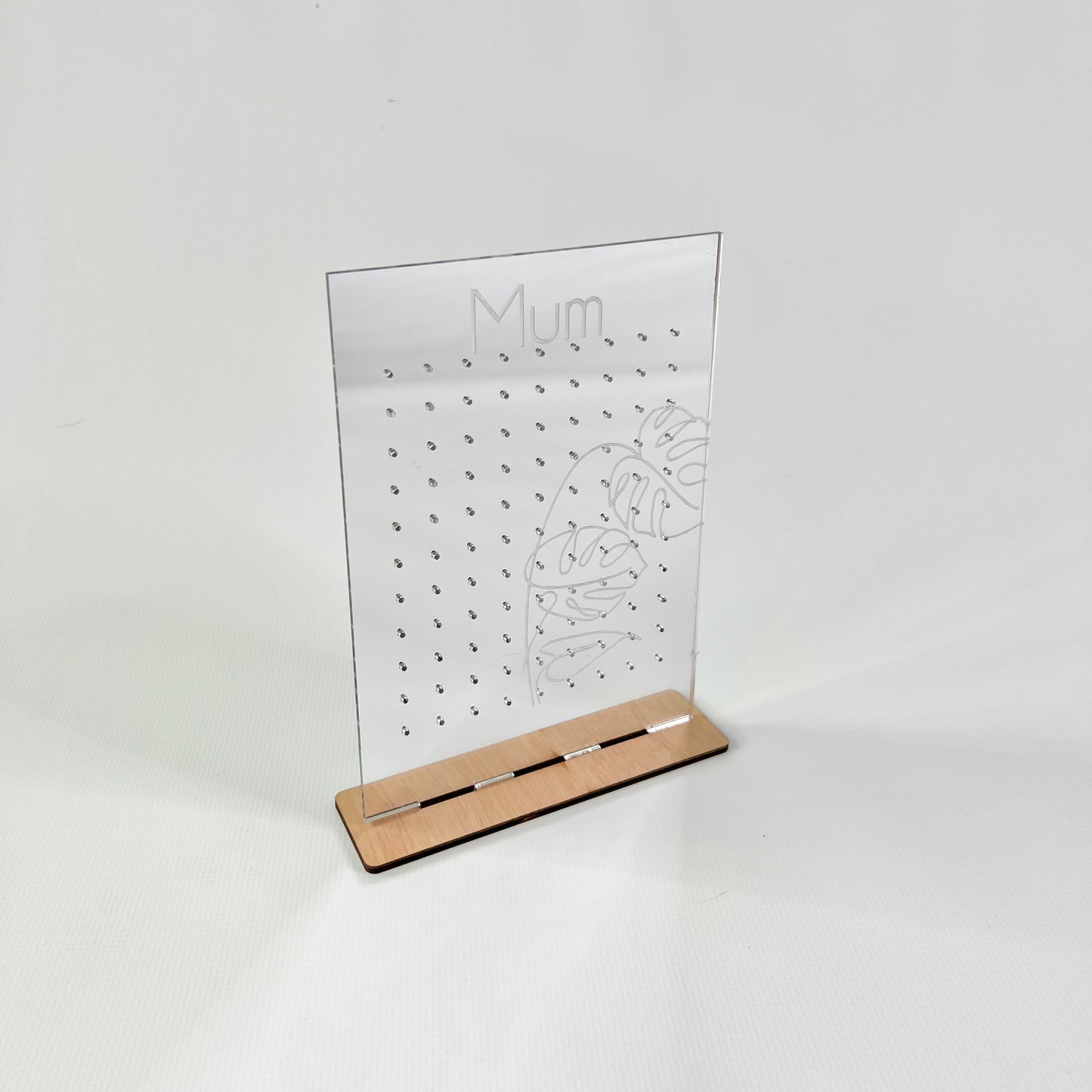 The Mum earring display "Limited Edition"