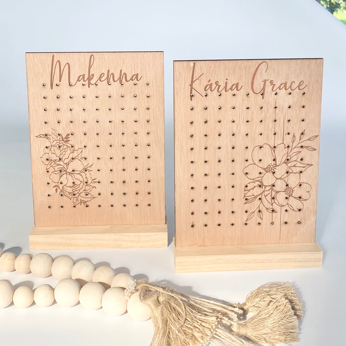 The Jane earring holder