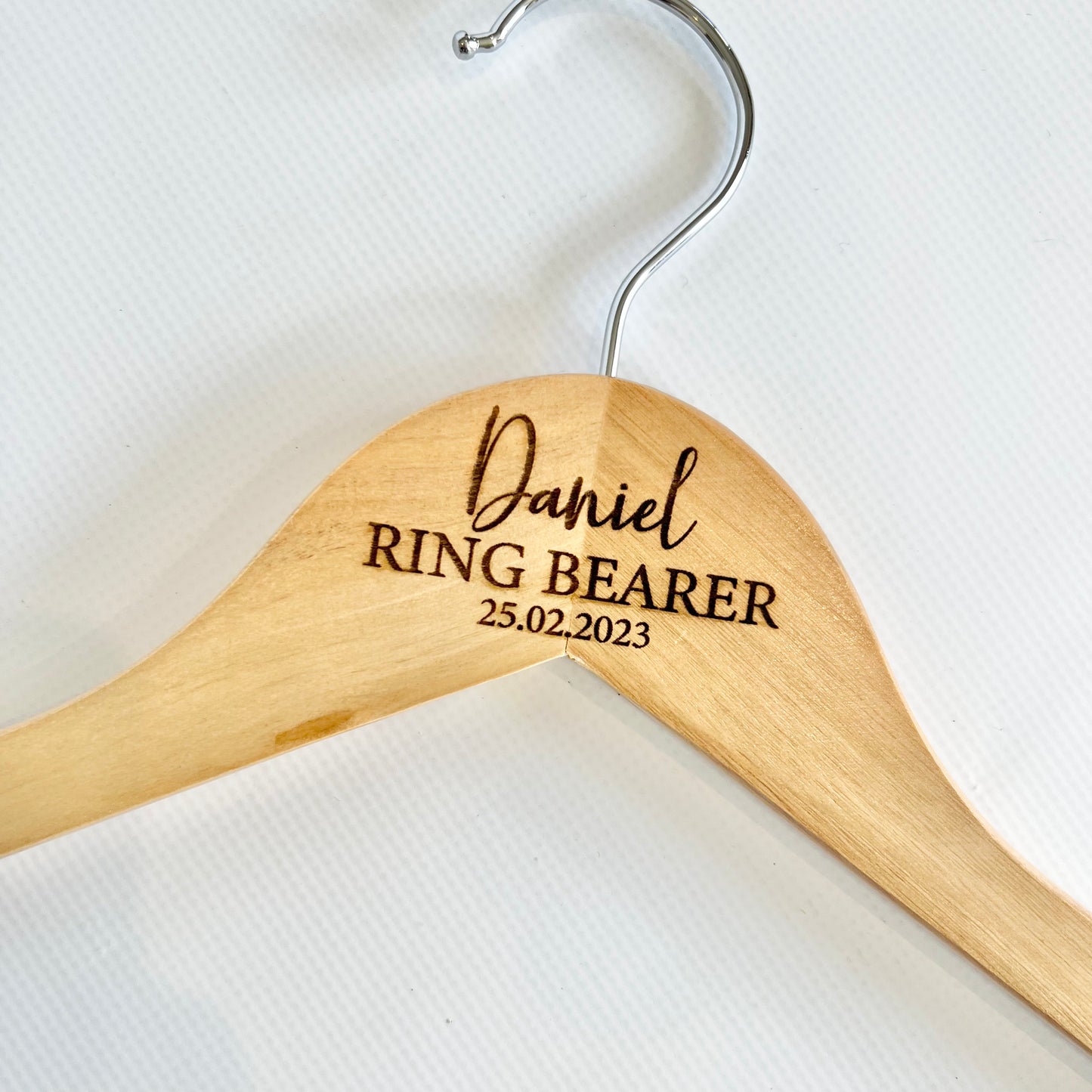 The Michelle hanger - Hello Sunday Ltd