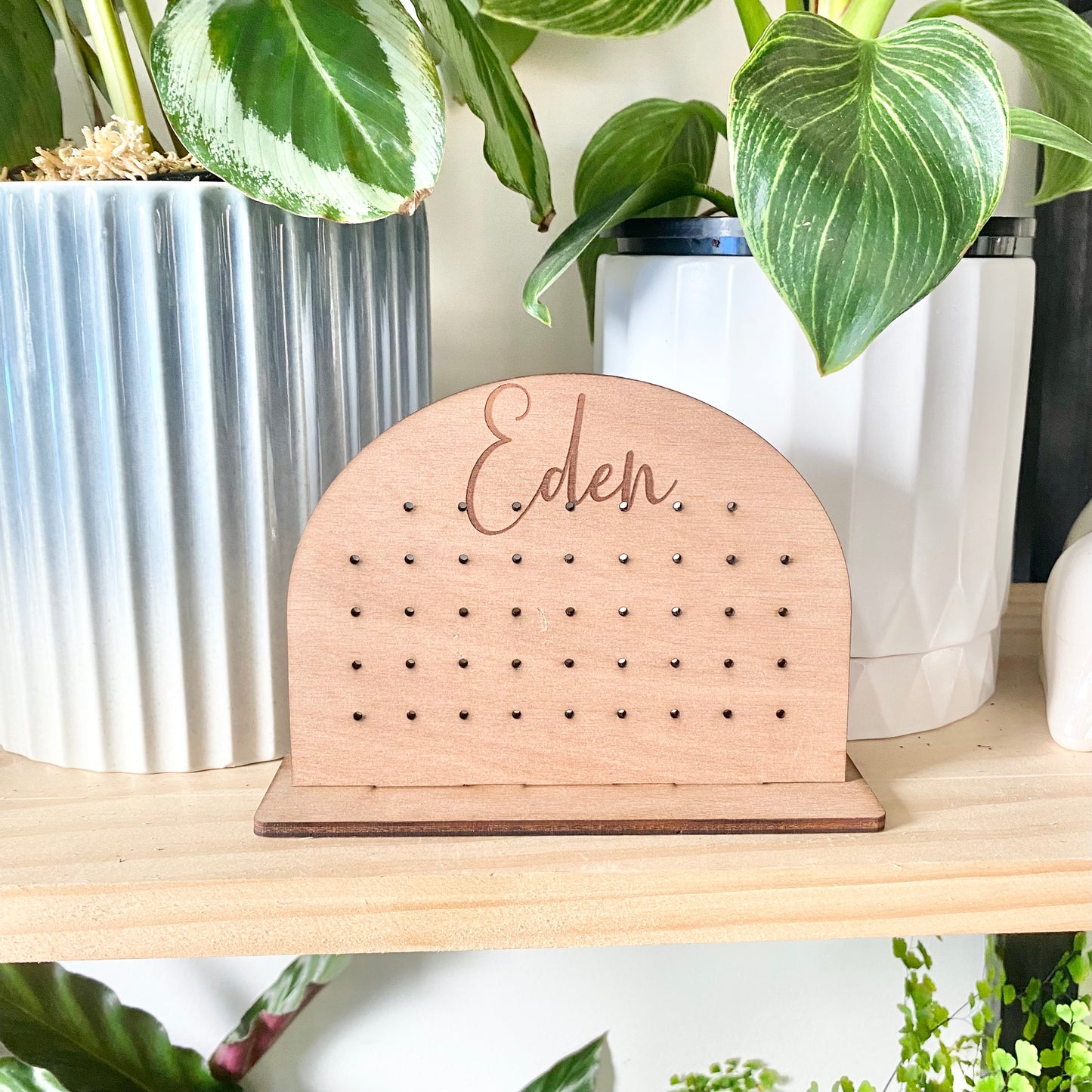 The Toni mini earring holder