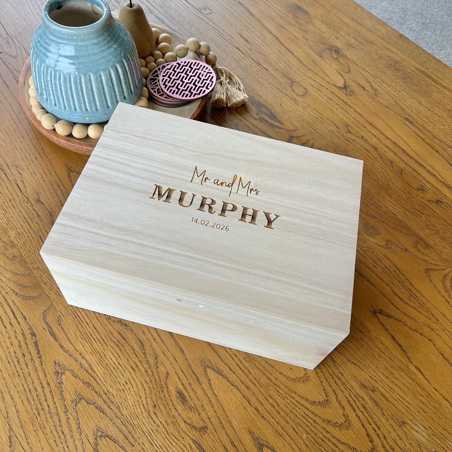 Surname established keepsake box