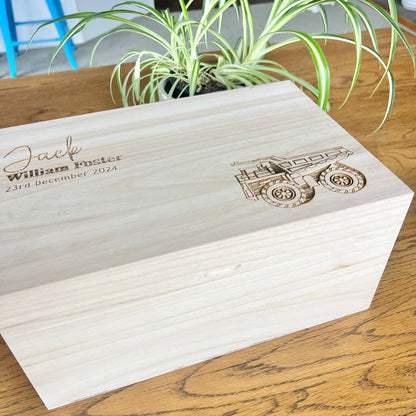 The Thomas birth details keepsake box