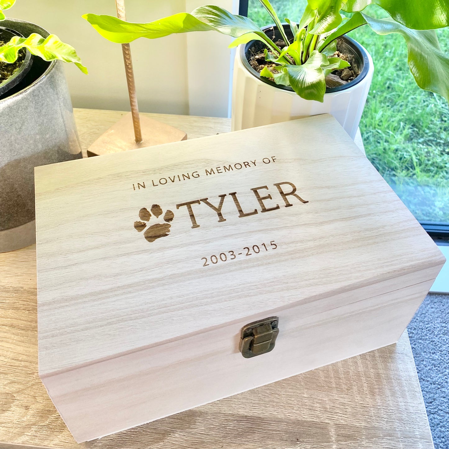 Animal Memorial Keepsake box - The Tyler
