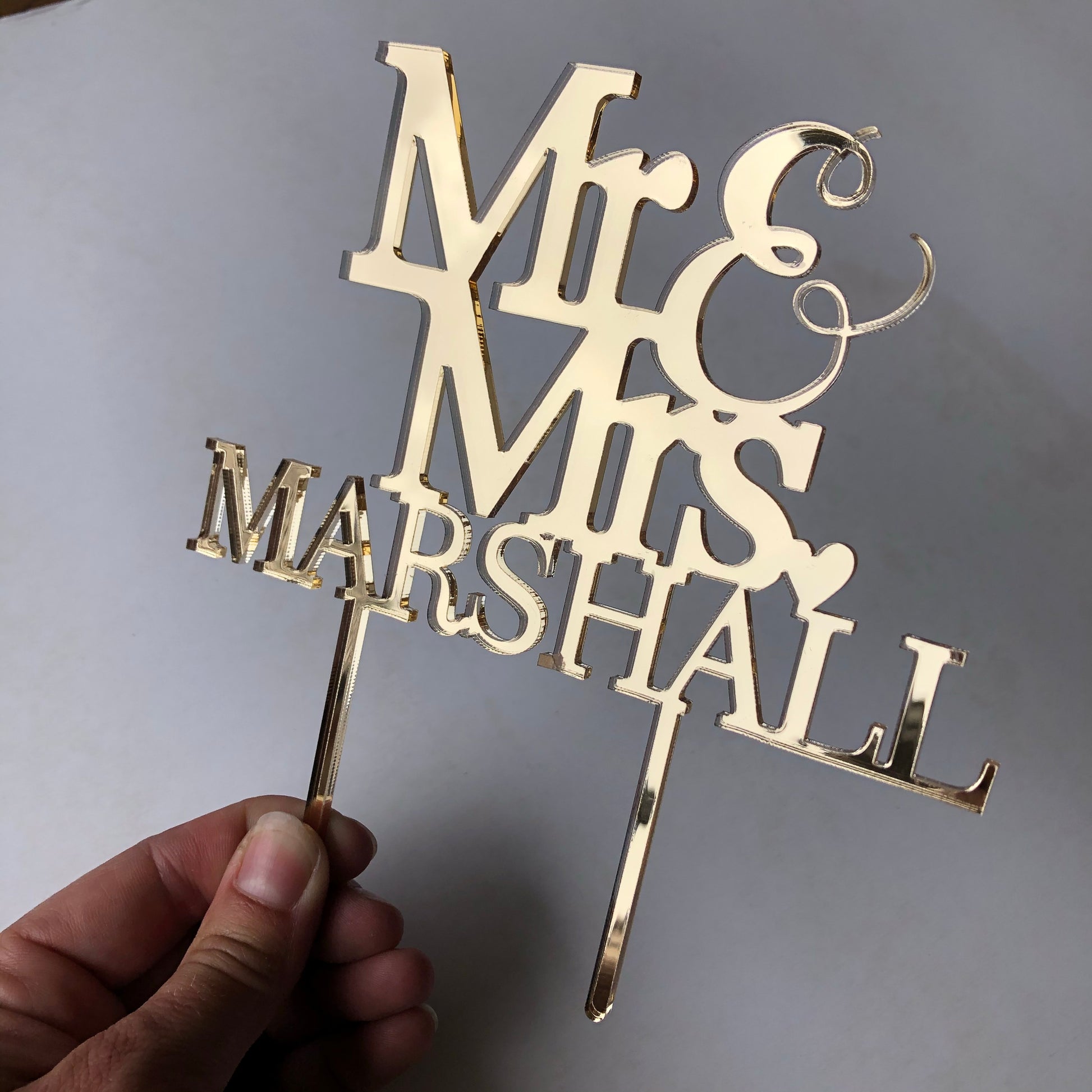Gold mirror cake topper - Younique Collective