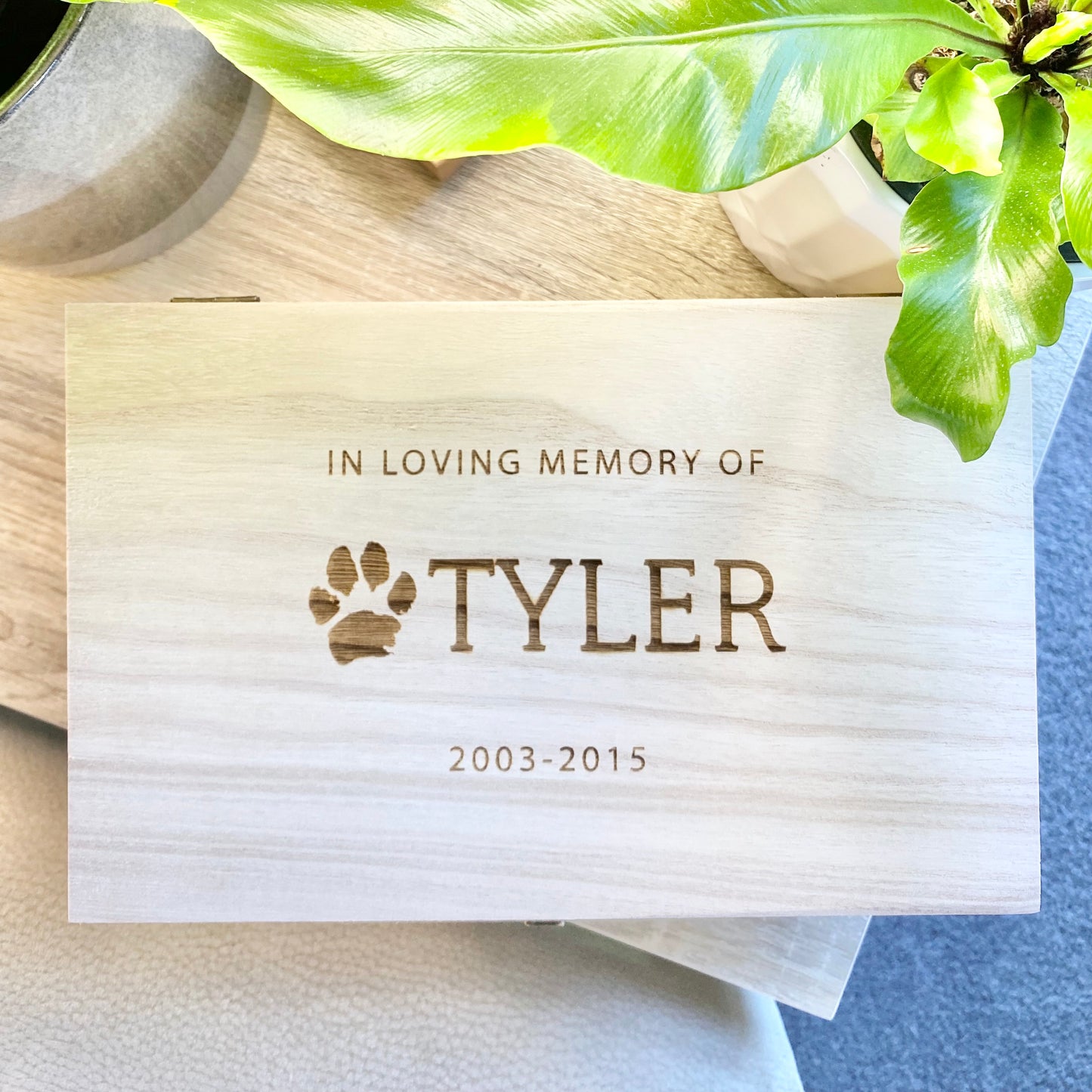Animal Memorial Keepsake box - The Tyler